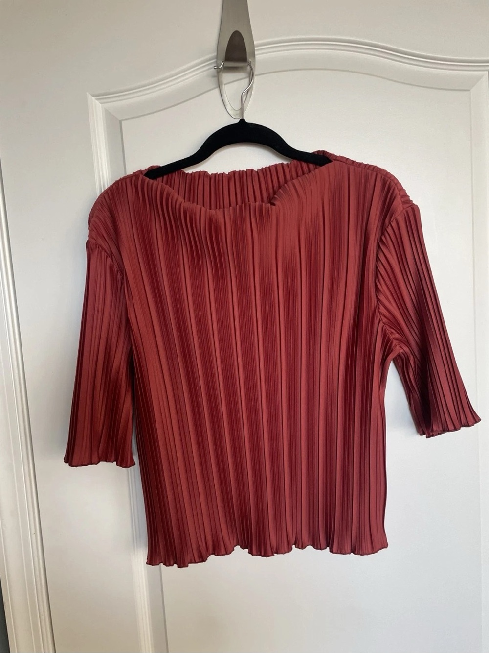 Reformation Spencer Knit Pleated Short-Sleeve Top in Rust Red